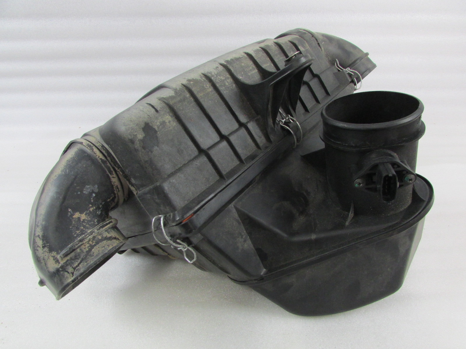 Maserati Quattroporte, Air Cleaner Box w/ Air Flow Meter, Used, P/N 211794