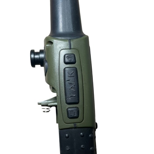 Garmin Rino 120 Handheld GPS Navigator & 2-Way Radio and Case Bundle - Picture 3 of 5
