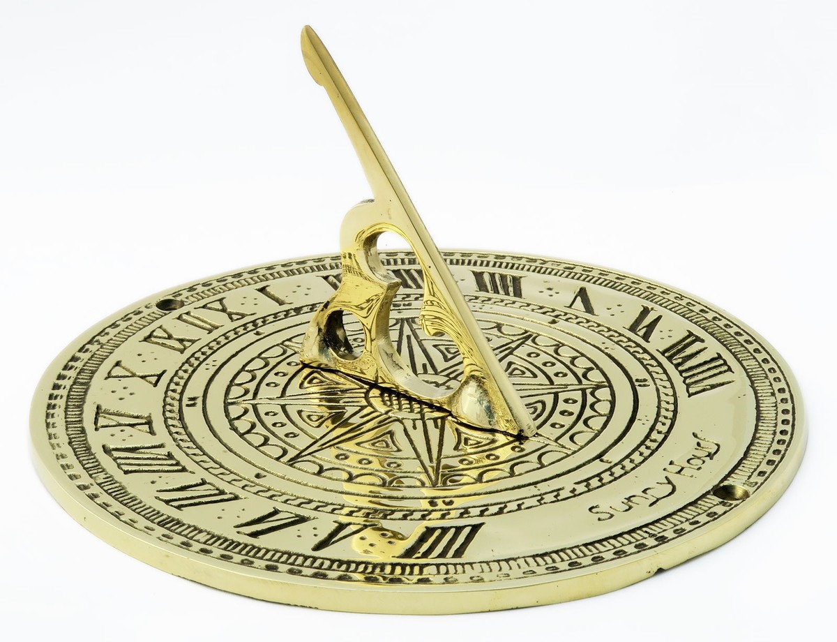 Solid Brass Sundial Sunny Hours (18cm / 7