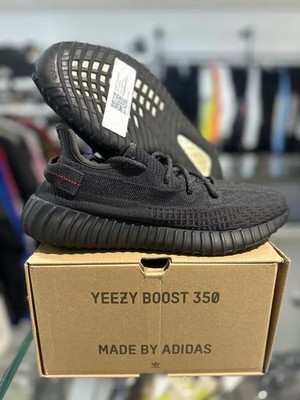 Used adidas Yeezy Boost 350 V2 Black (Non-Reflective) 436786 Size 9.5 SHIPS FAST