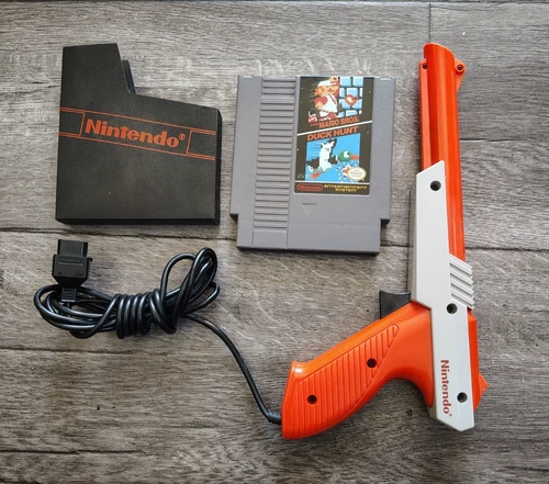 Vintage Nintendo NES Super Mario Bros Duck Hunt  And Zapper And Manuals