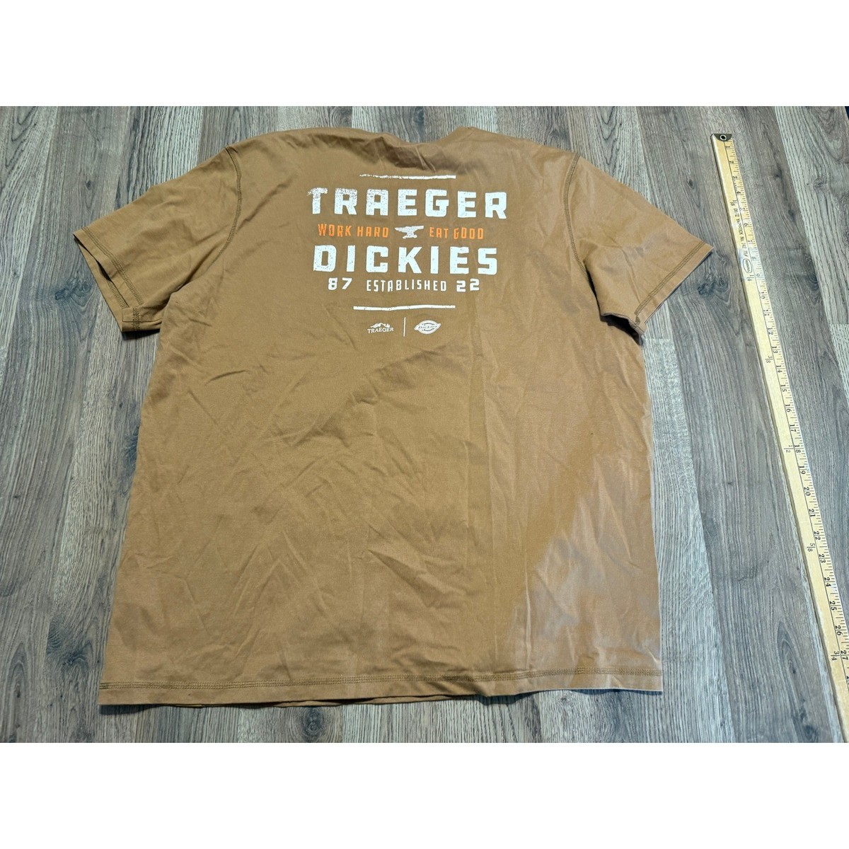 Dickies x Traeger Mens XL Temp-iQ Cooling Pocket T-Shirt Brown