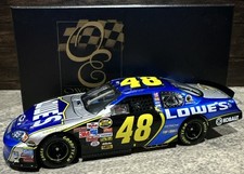 2006 Jimmie Johnson 48 Lowe  s Champion 1:24 Action Liquid Color Elite NASCAR