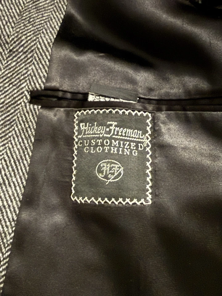 Men’s Hickey Freeman Vintage Wool Overcoat Size L/XL  - Image 3 of 4