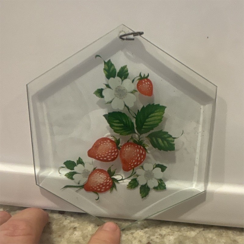Westmoreland Glass Hanging Suncatcher Strawberry Flora