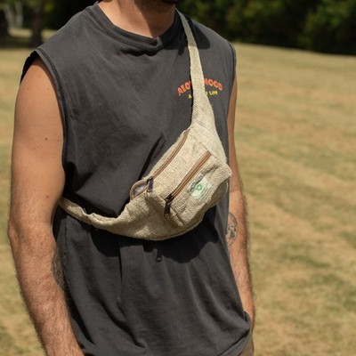 Hanf-Bauchtasche