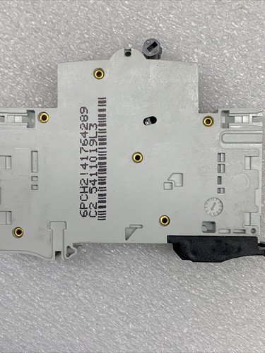 Disyuntores PHOENIX CONTACT 0902030 TMC 61C 3A 277 voltios 10 kaic NUEVO - Imagen 3 de 5