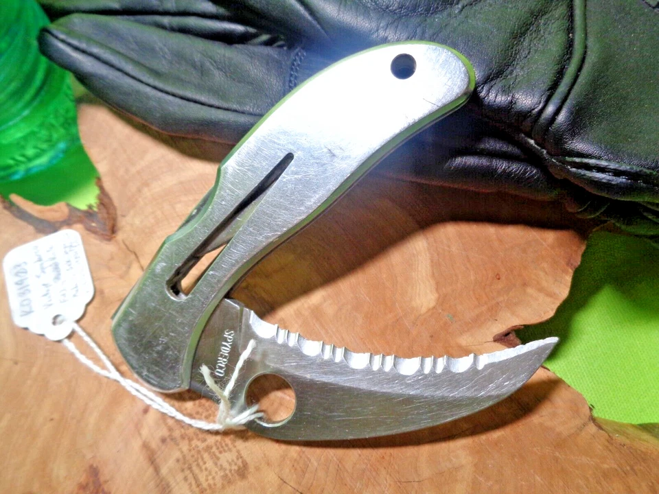 Cuchillo Plegable Spyderco Años 80 2.75" Arpía |Colgante Pats Extranjero, Hecho en Seki, Japón Foto 3 de 4