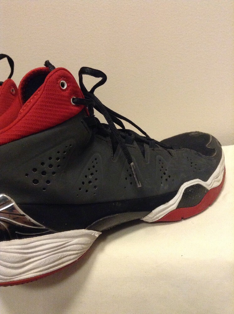 MEN'S NIKE AIR JORDAN MELO M10 SZ: 10.5 - RED/BLACK (629876 MEN'S NIKE AIR JORDAN MELO M10 SZ: 10.5 - RED/BLACK (629876