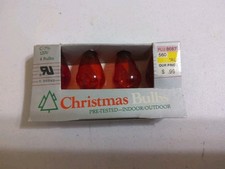 C- 7 1/2 Christmas Bulbs 120 V Indoor/ Outdoor Red 4 Bulbs NOS