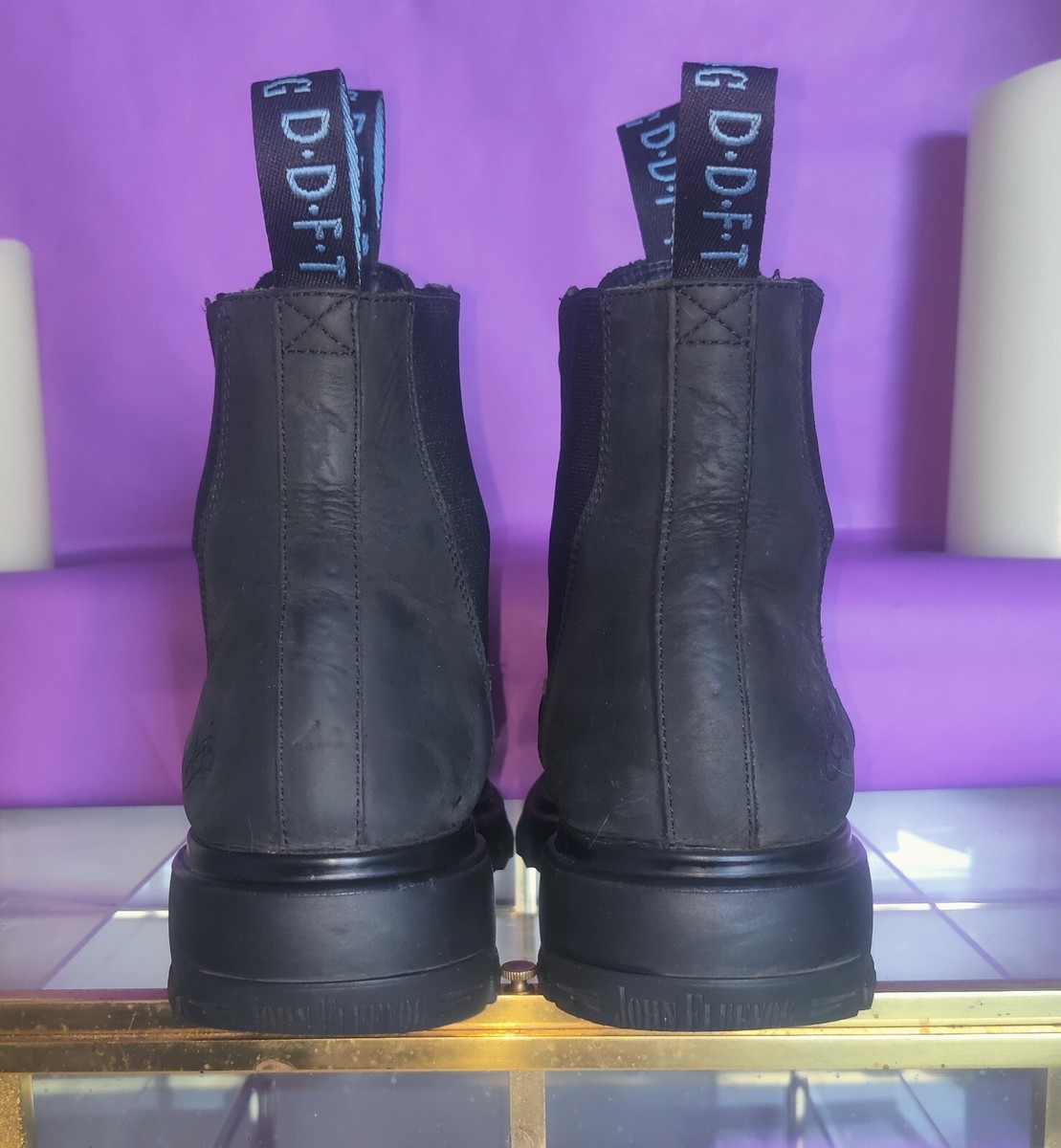 John Fluevog Official Friday Everyday Lace-Up Chelsea Boots  display picture 1