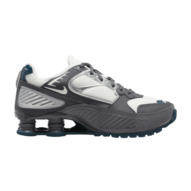 dark turquoise nike shoes