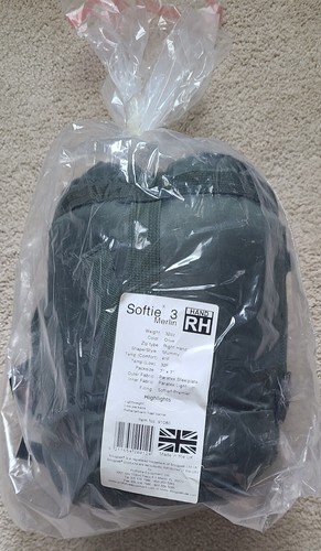 NEW in the bag, Never Used Merlin Snugpak Softie 3 Sleeping Bag - Olive - Picture 2 of 6