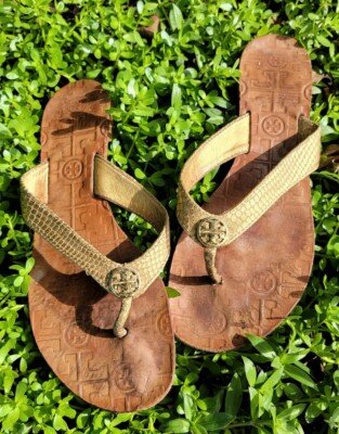 TORY BURCH Thora Gold Tumbled  Leather Flip Flip Thong Sandals Size 9m