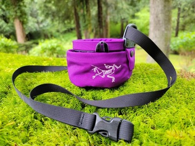 ARC'TERYX Aperture Purple Climbing Bouldering Chalk Bag W/ Strap.