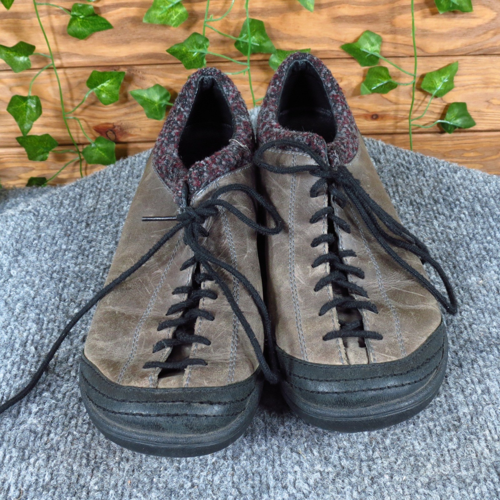 Patagonia Selenite Gravel Womens Outdoor Shoes Size 8 Leather Brown Black thumbnail 2