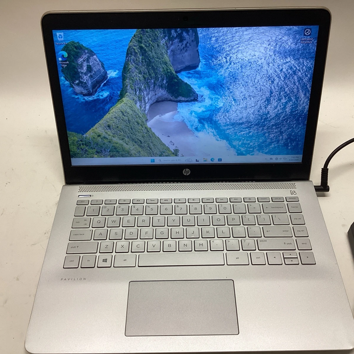 HP Intel Core i3 7th Gen. PC Laptops & Netbooks 500-749 GB Hard