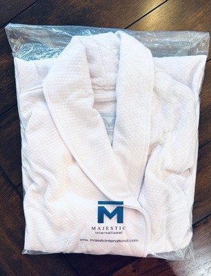 Majestic International Fine Bath Robe Womens Size Medium White Kimono Belted