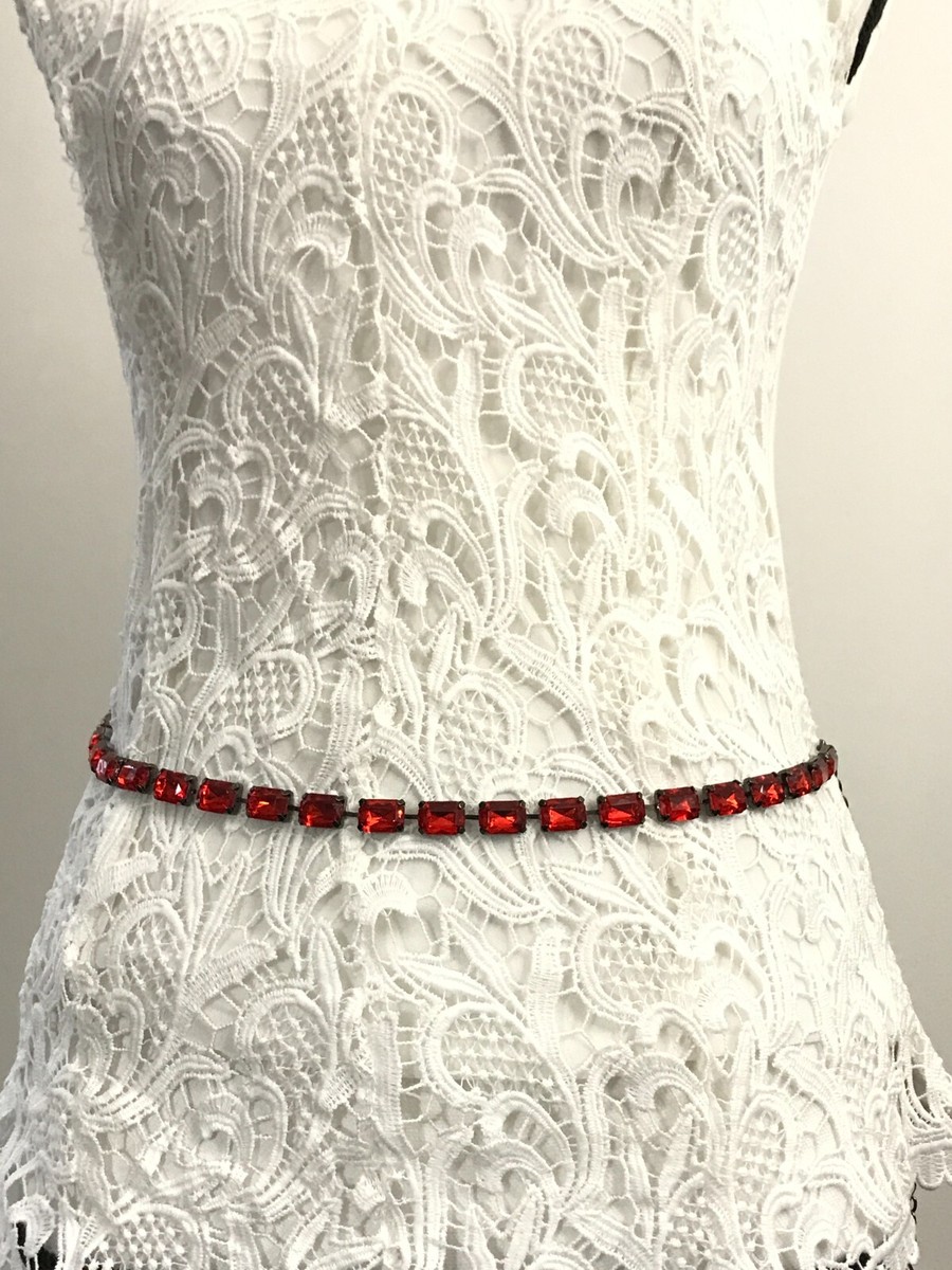 Women's Chain Belt Silver One Size VTG Red Rhinestones Metal