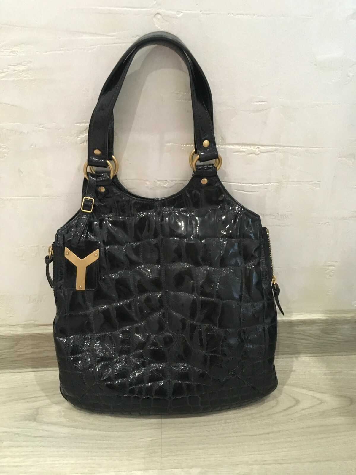 Borsa Yves Saint Laurent vintage in pelle omaggio