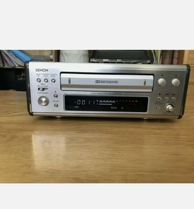 hi fi system with cassette deck