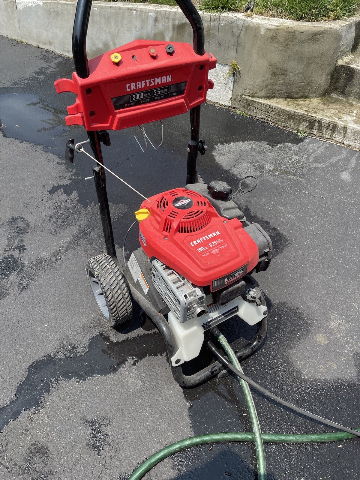*Pre-owned CRAFTSMAN 21027 3000 PSI 2.5 GPM Gas Pressure Washer - Red ...