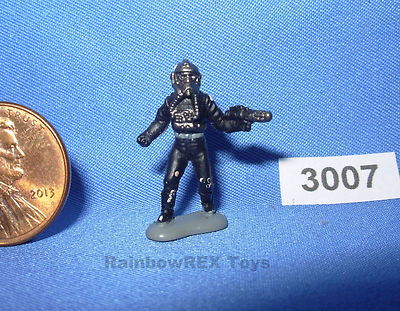 Star Wars Micro Machines Action Fleet IMPERIAL PILOT Position #O6A