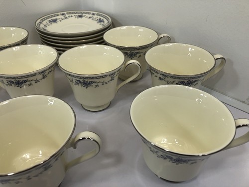 ¡Juego de 8 tazas de café y platillo azul Minton Bellemeade patrón floral!¡! - Imagen 9 de 18