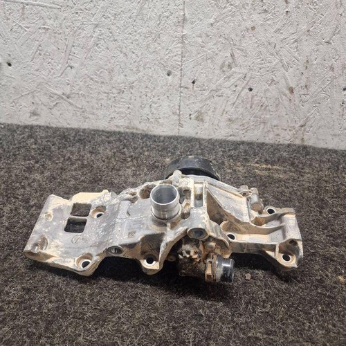 BMW X1 U11 Wasserpumpe 8631940 2.00 Petrol 2024 34050449