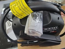 Clore Automotive JNC300XL 900 amp 12 volt Battery Jump Starter