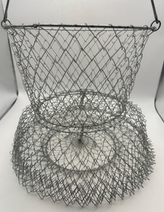 Vintage Style Wire Fishing Creel Catch Basket Collapsible Metal Fish Holder