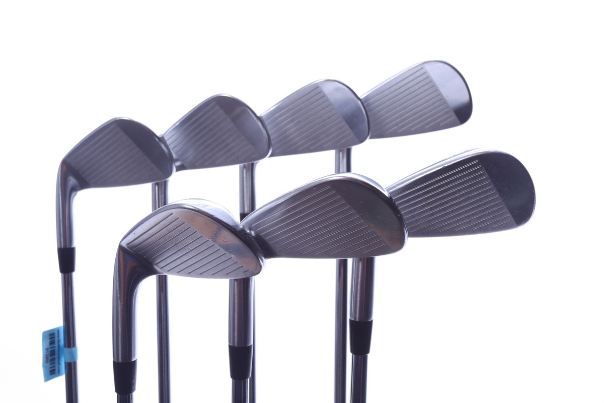 Mizuno Pro 223 Iron Set 4-PW +0.5 in Extra Stiff Flex Steel Shaft