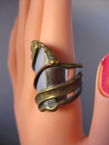 Vintage hand made silver tone brass ring - Picture 2 of 6