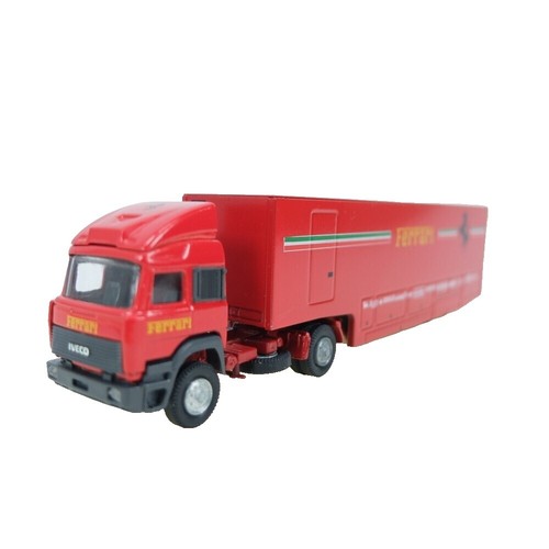 Old Cars 87700 Iveco Semi-Truck Race Car Transporter - Ferrari 1