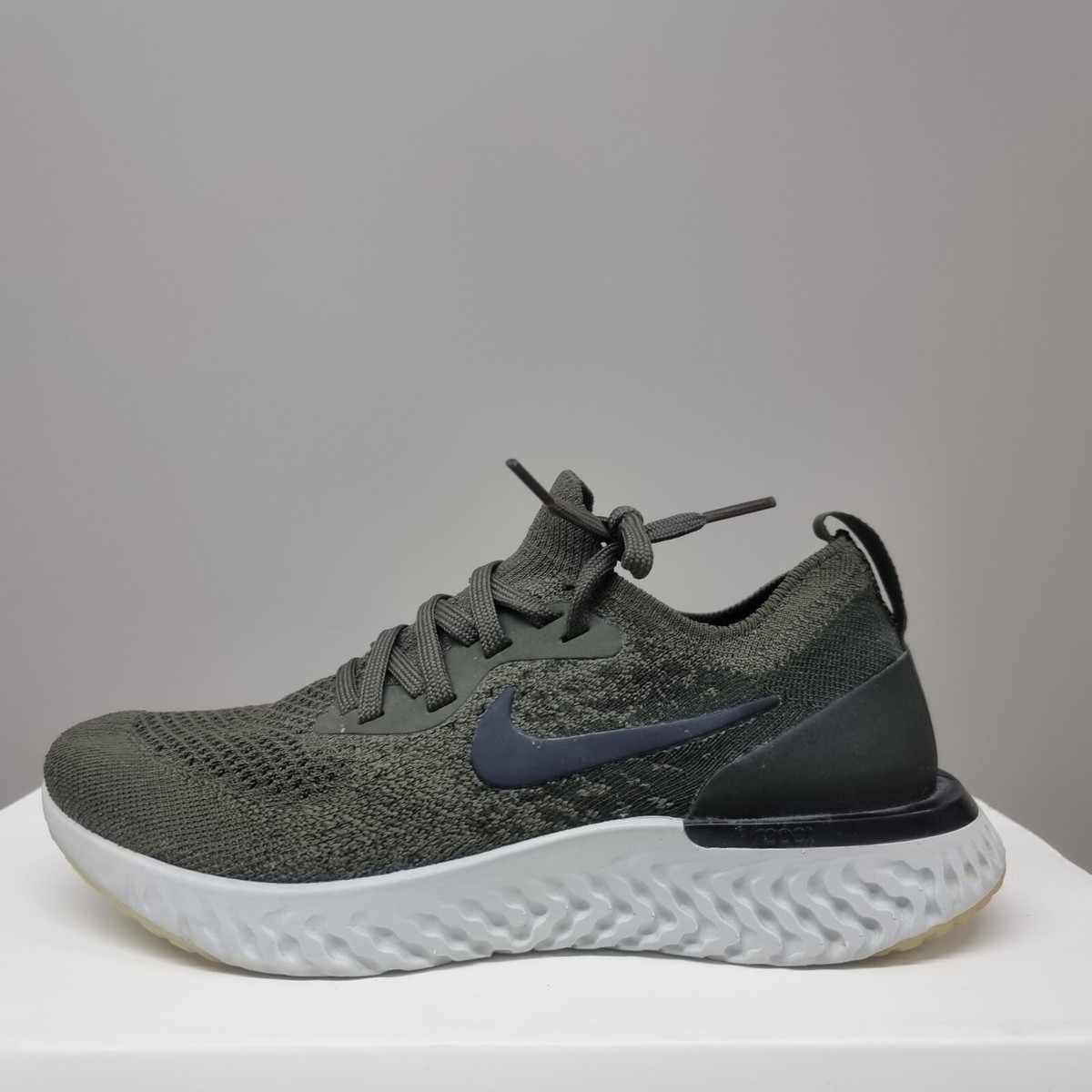 NIKE EPIC REACT FLYKNIT 