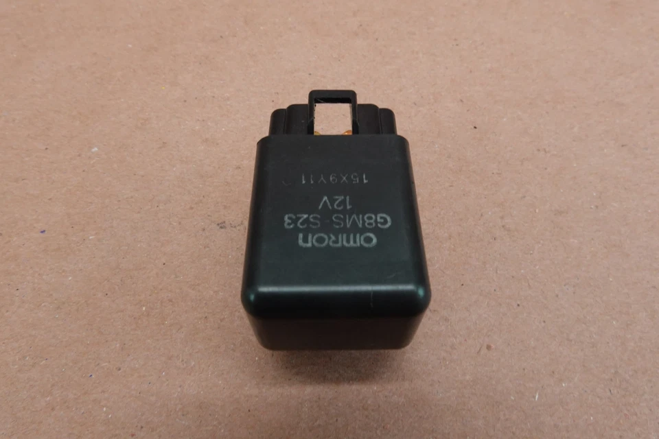 SUZUKI GSXR600 OMRON 2011-2022 relé B Foto 2 de 4