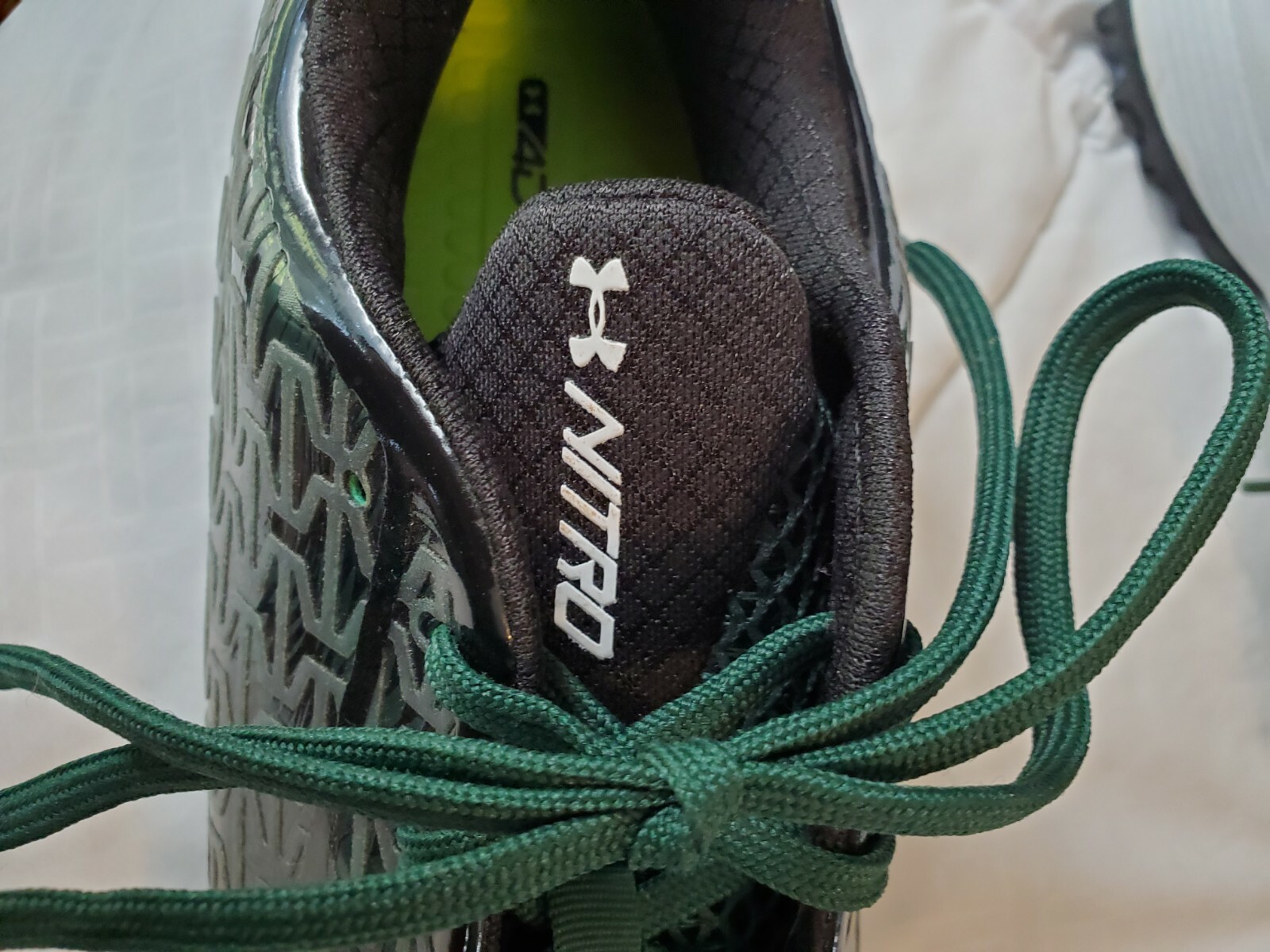 UNDER ARMOUR Nitro Clutchfit Turf Cleats US 13.5 Forest Green Football