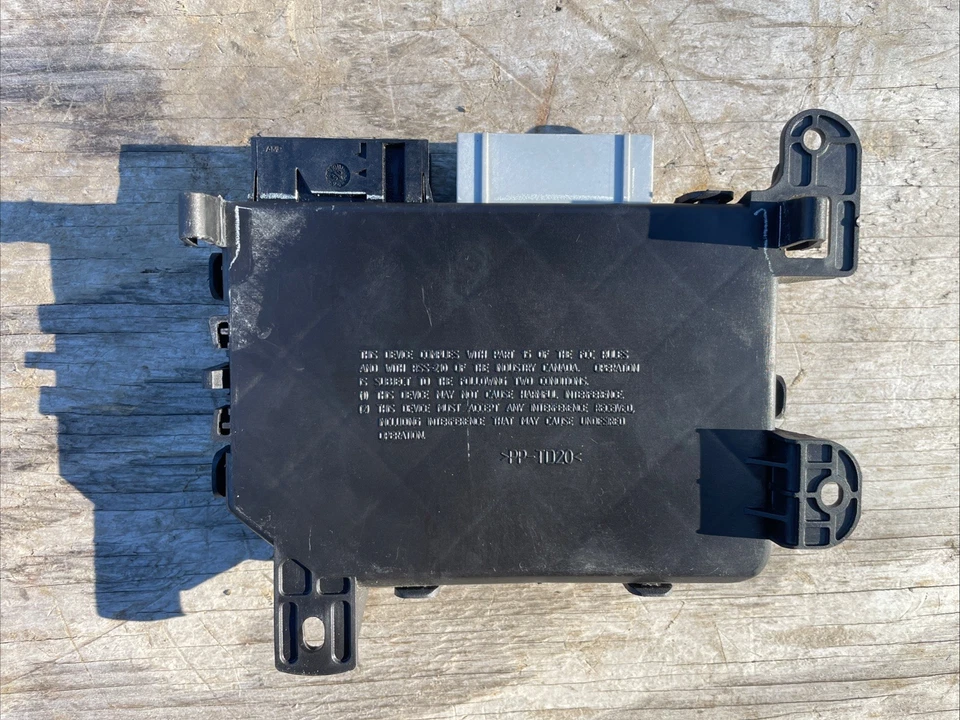 Модуль бесключевой двери 2006-2008 Lincoln Town Car Grand Marquis 6W1T-13C791-AH от оригинального производителя - Изображение 2 из 4