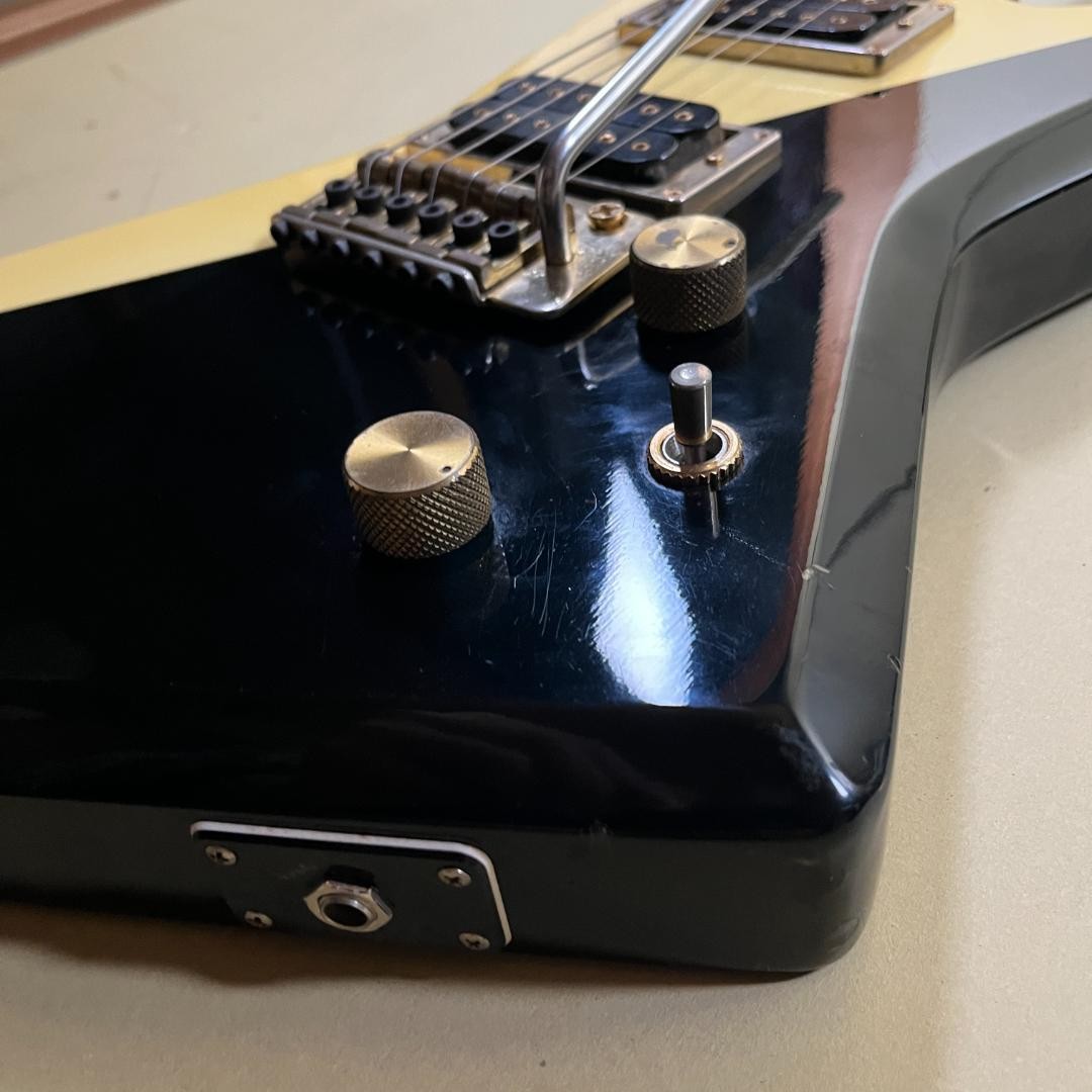 Aria Pro Ⅱ ZZ Custom 1984年製 Black White Electric Guitar Aria Pro II ZZ Custom 1984 Black White MIJ 24F