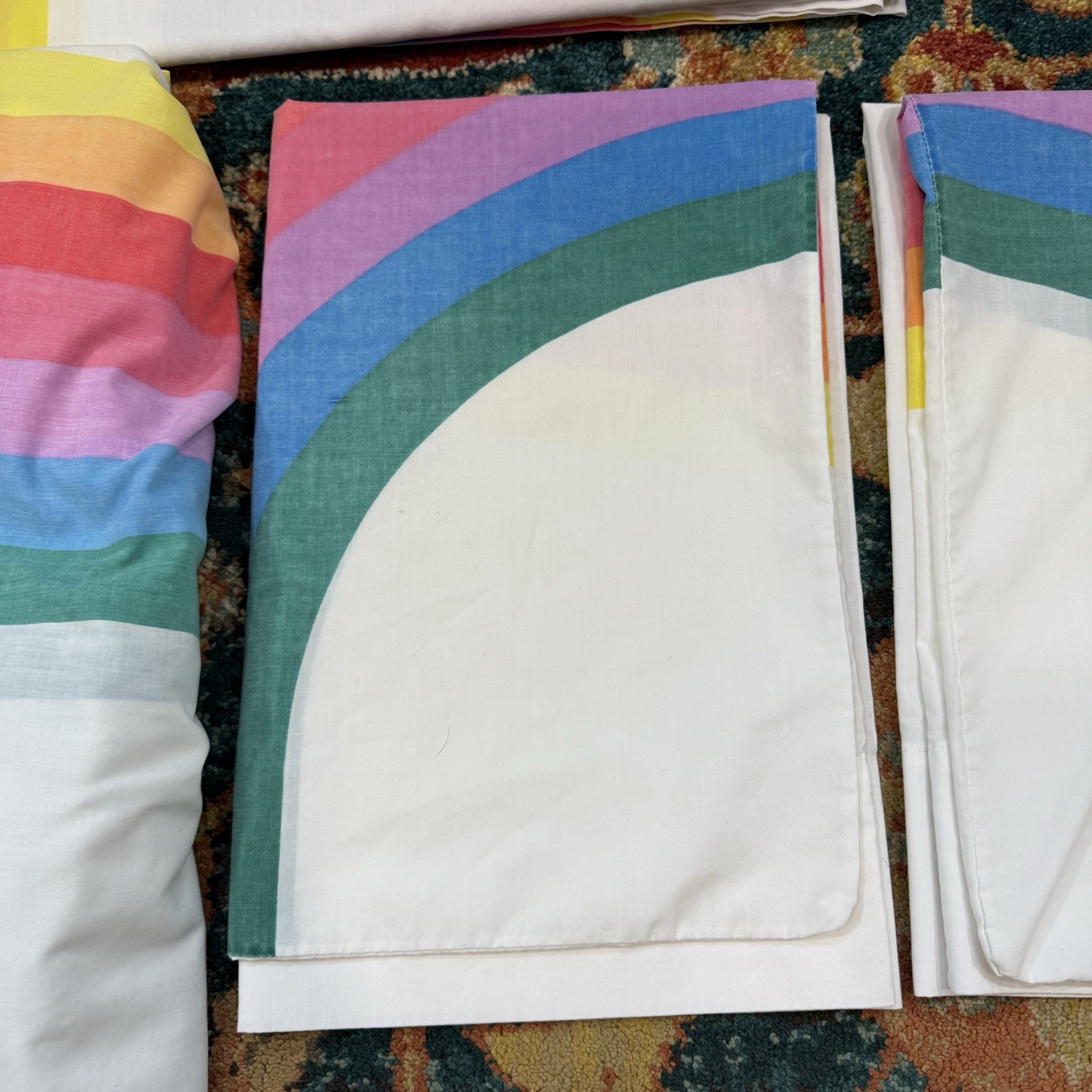 Vtg Wamsutta Rainbow Queen Flat Sheet, Fitted Sheet & Pillowcase Stranger Things