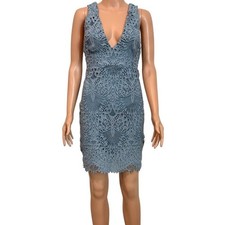 Lulus small Truly Beloved lace bodycon v neck mini dress D1 3173