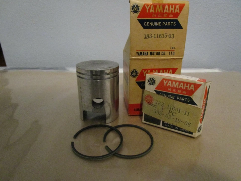 Pistón Scrambler Yamaha 68-69 AS2C AS1C 0,25 O/S 183-11635-03 / 183-11601-11 Foto 4 de 4