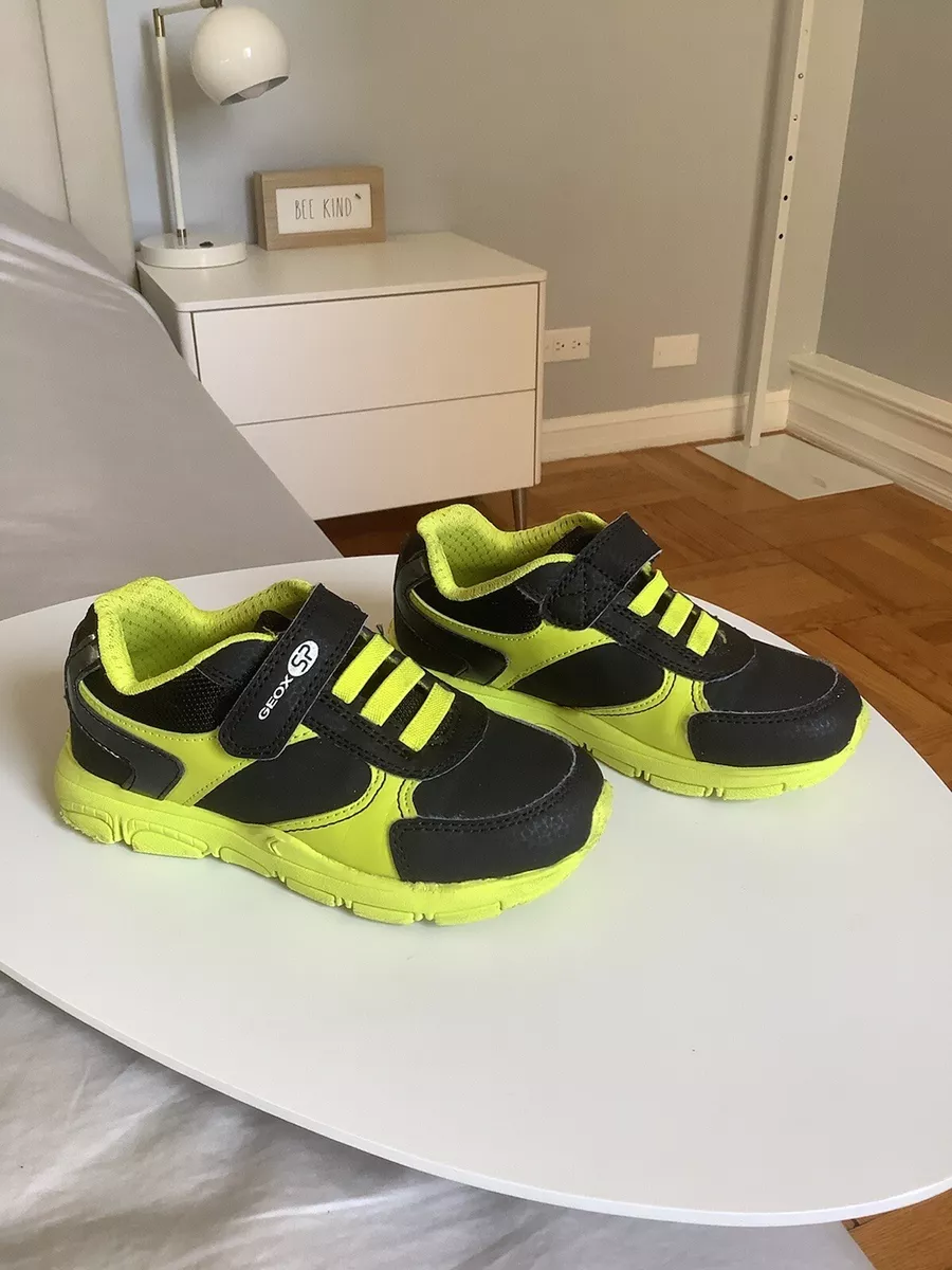 Kære enestående Gøre en indsats Geox Respira Italian Patent boys sneakers us 11 | eBay