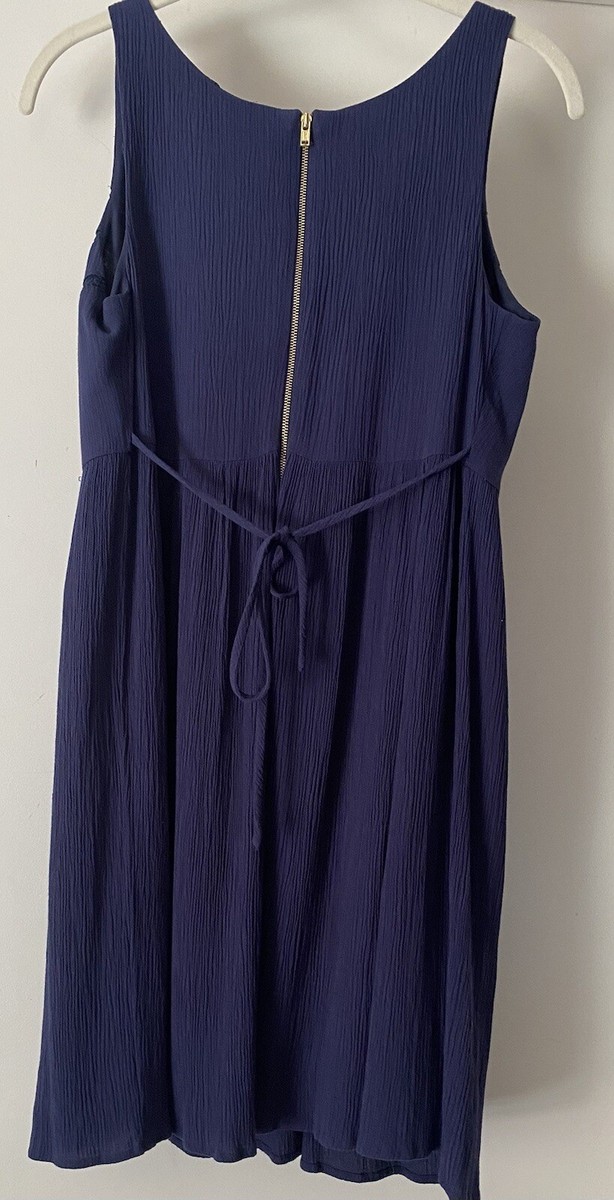 princess vera wang navy blue dress..lace accents..womens size 7 princess vera wang navy blue dress..lace accents..womens size 7