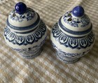 Vintage Set / Pair Blue & White Floral Oriental Porcelain Shakers — photo 2