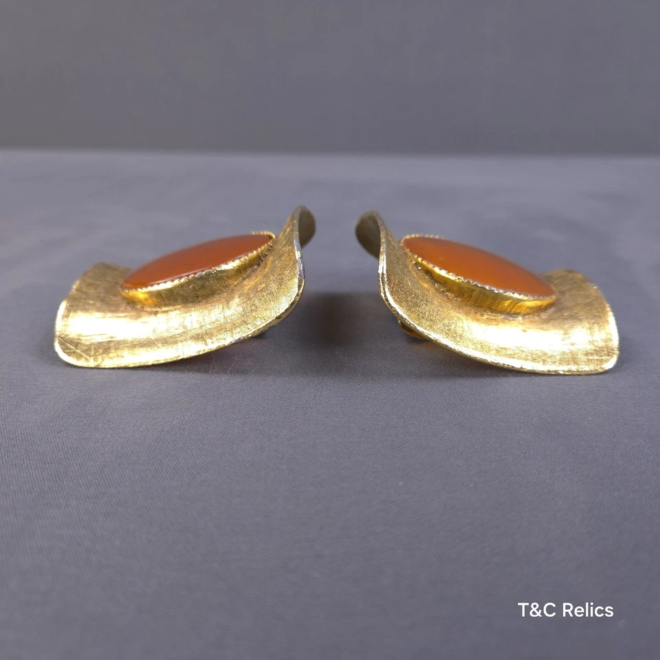 Pinzas para zapatos Musi vintage ámbar lucite cepillado tono dorado mediados de siglo modernas Foto 3 de 4