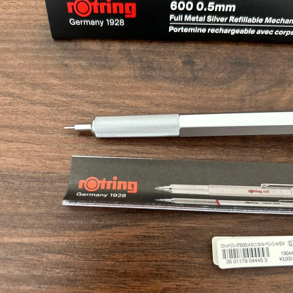 Lápiz mecánico Rotring 600 plateado de 0,5 mm Foto 4 de 4