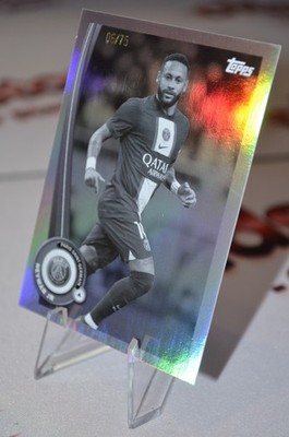 Neymar Jr. / Topps Paris Saint German 2021/22 Numbered /75