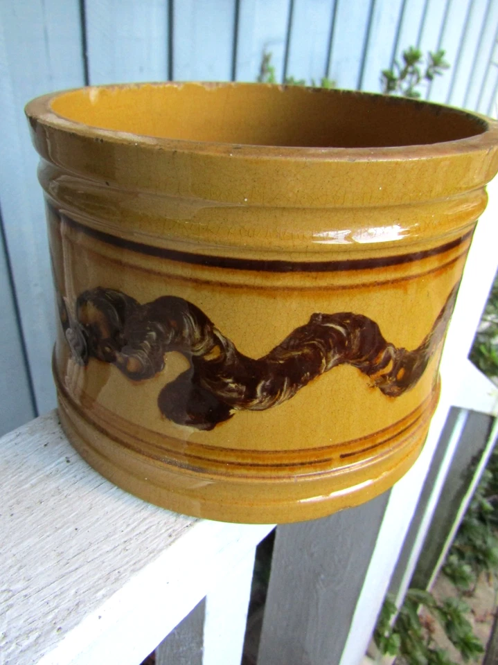 Antique Mocha Yellow Ware Storage Crock, Earthworm and line Decoration, 6.25" W - Image 2 of 4