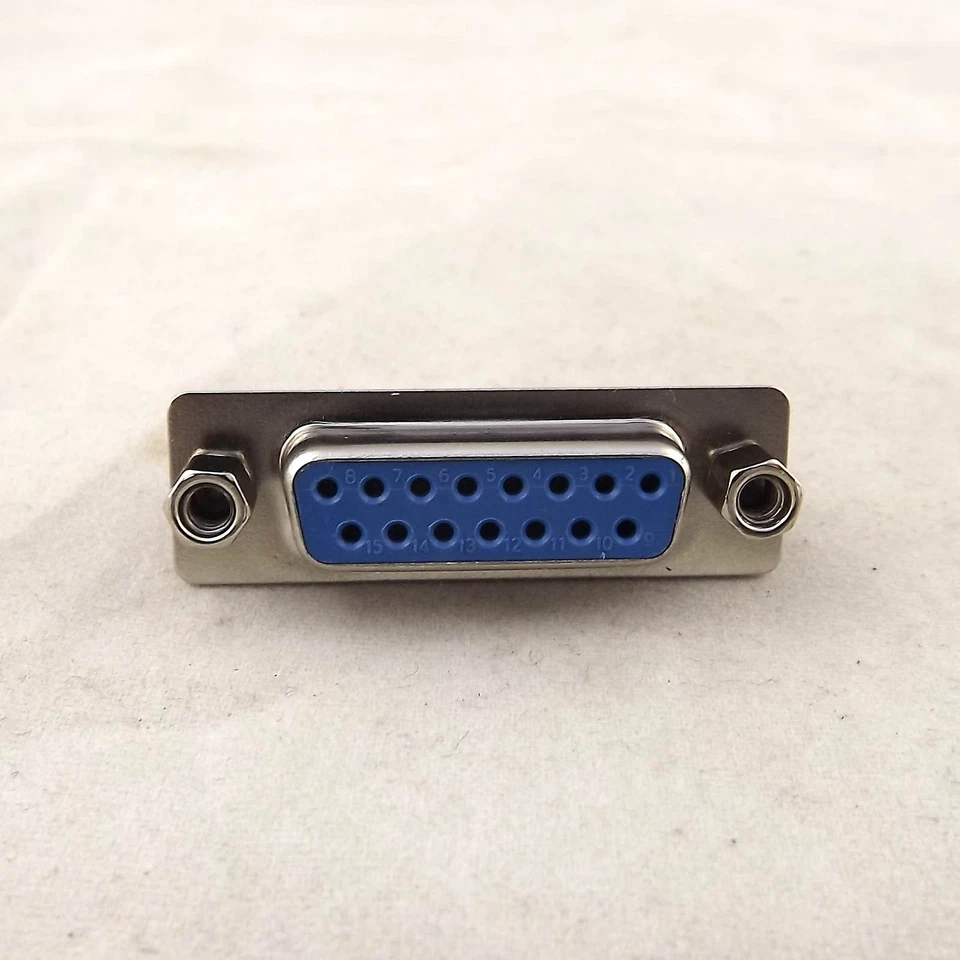 D-SUB DB15 15 Pin Female DIP PCB Solder Connector Adapter DP15 2 Rows Lock Screw - Image 2 of 4